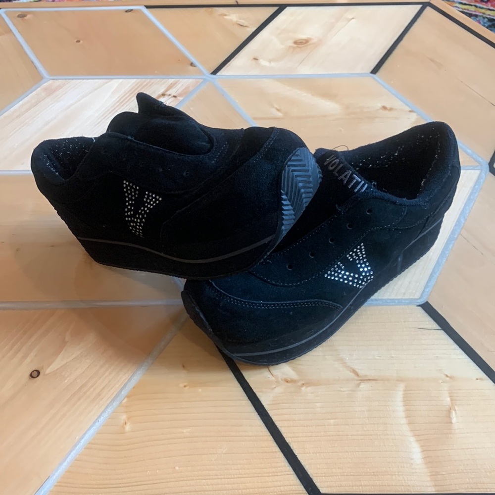 Vintage Y2K Volatile Platform Sneakers